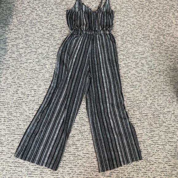 Black and White Striped Jump Suit - Picture 2 of 4